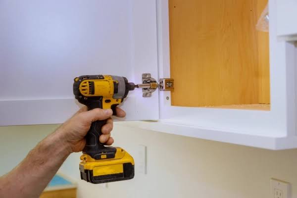 Cabinet and Closet Repairs
