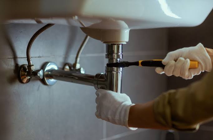 Sanitary Fittings Service
